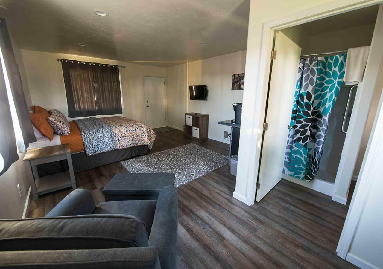 Pacific City Inn Luaran gambar