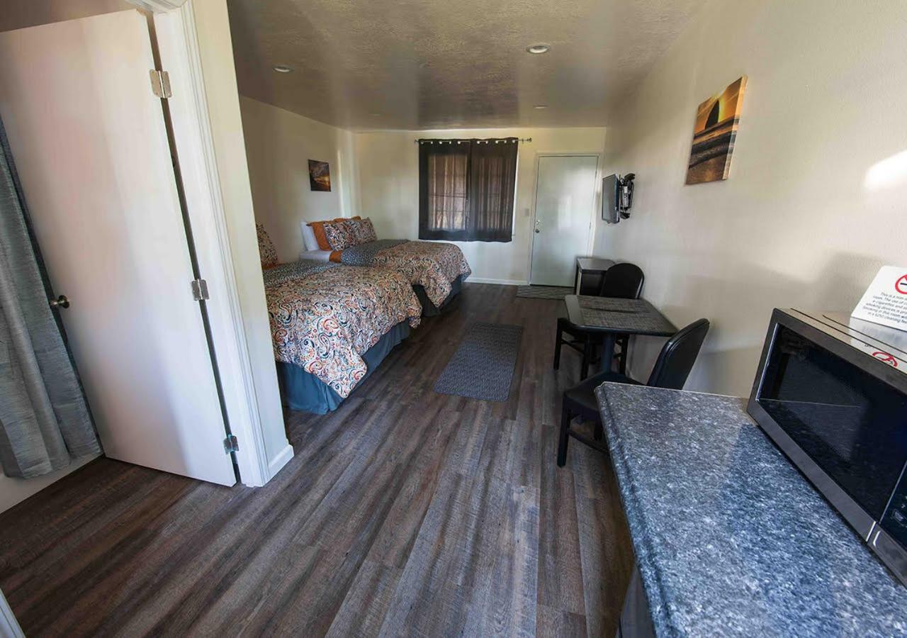 Pacific City Inn Luaran gambar